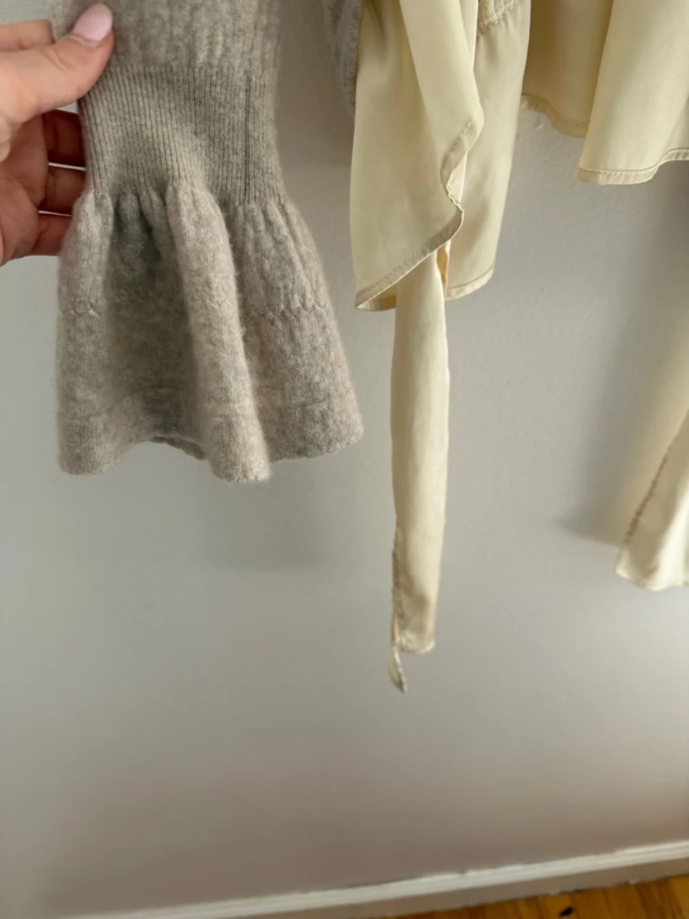 Anthropologie Taupe Knit Shrug with Cream Ruffle Tie Small